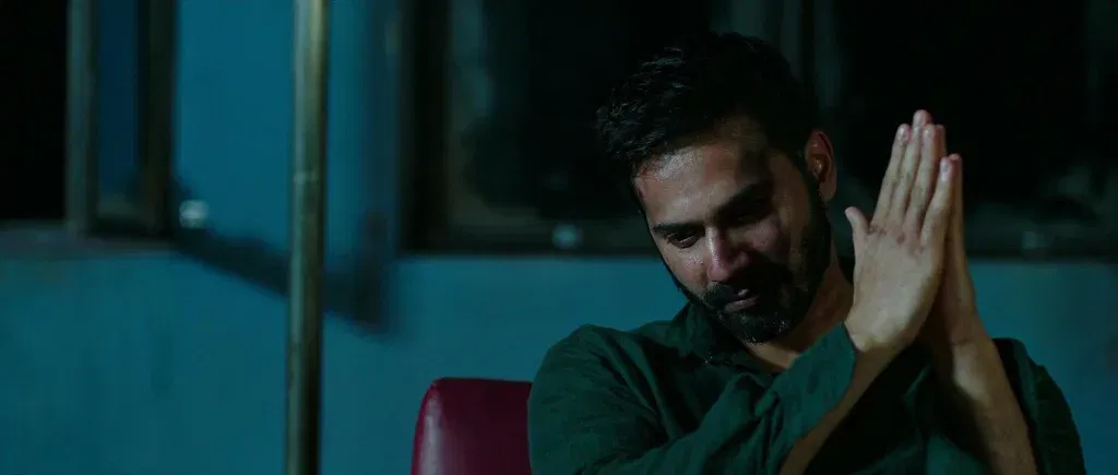 Varun dhawan in badlapur