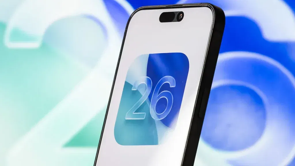 iOS 26 अब उपलब्ध: लिक्विड ग्लास डिज़ाइन और लाइव ट्रांसलेशन iPhone अनुभव को बदल देंगे