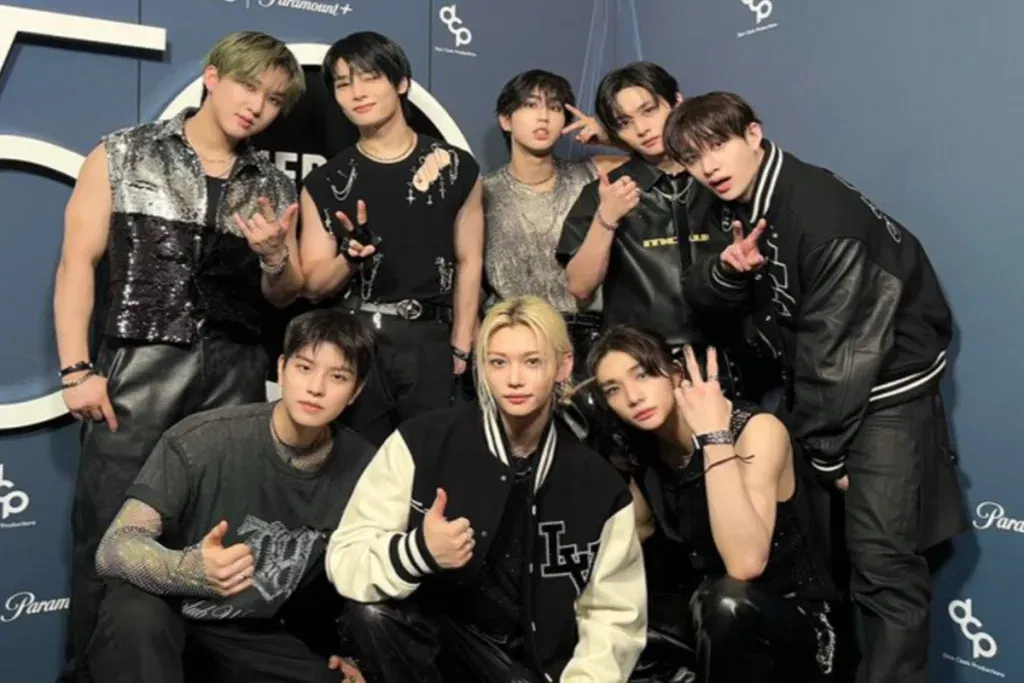 Stray Kids