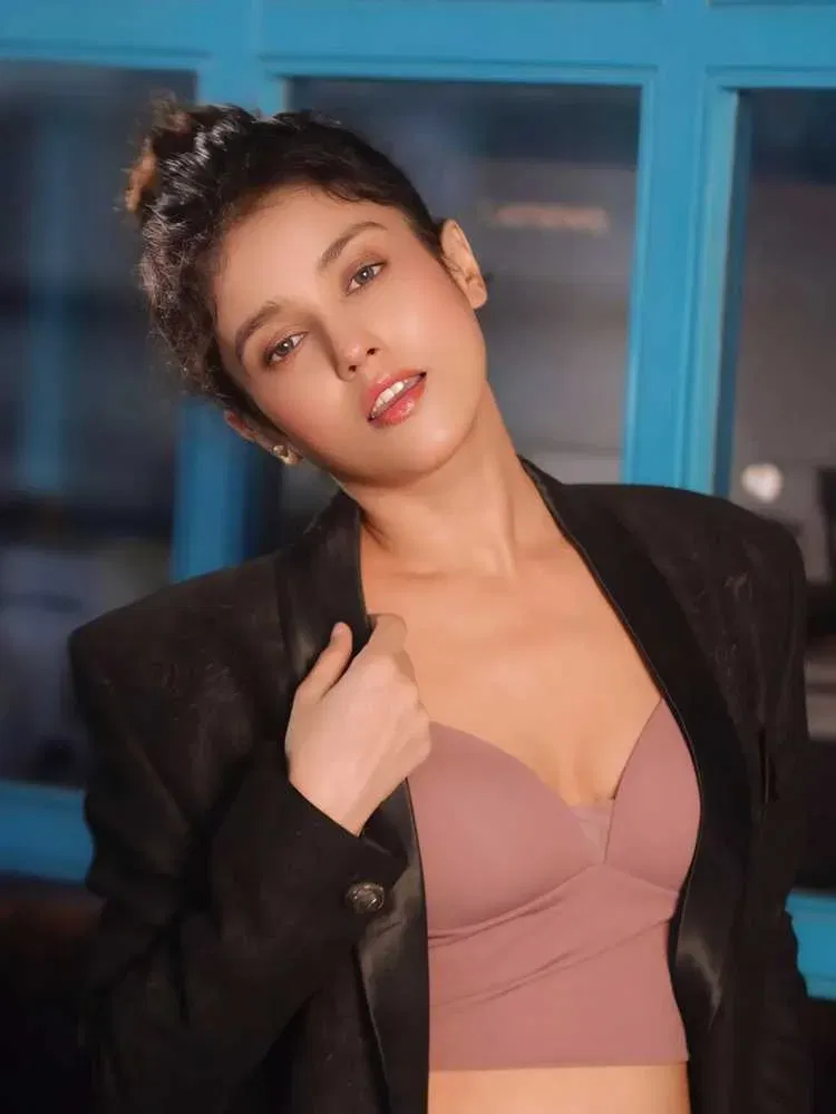 Mishti Chakraborty