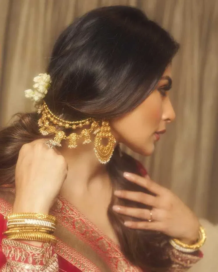 Mouni Roy