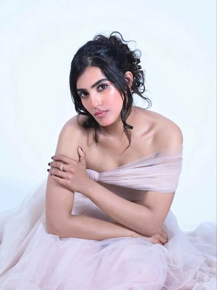 Kavya Thapar 